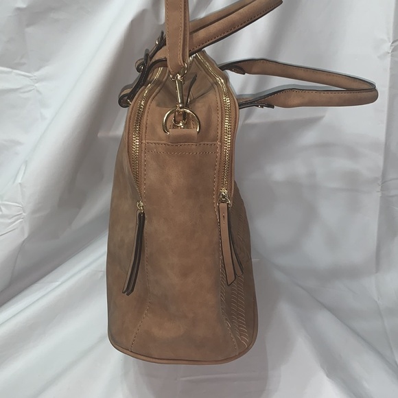Zex Tan Faux Leather Hobo with woven pattern design. - Picture 5 of 8
